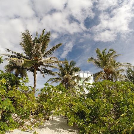 Airport Beach Hotel Hulhumalé Exterior foto